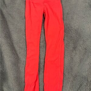 Vibrant pink lululemon Leggings